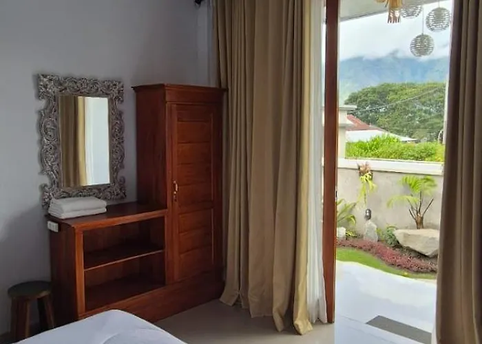 Maniktirta Private
